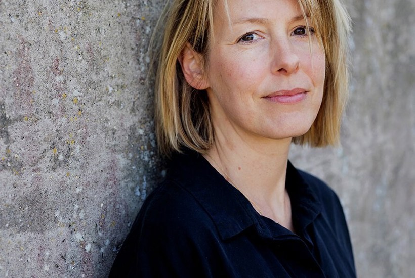 Først i naturen kunne hun trække vejret helt ned i maven