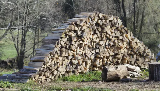 2) Lav en brændestabel